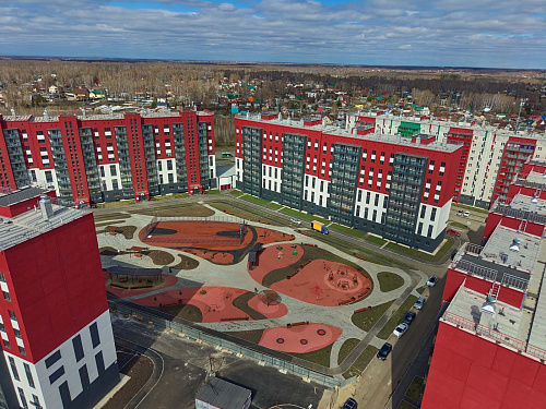 Апрель