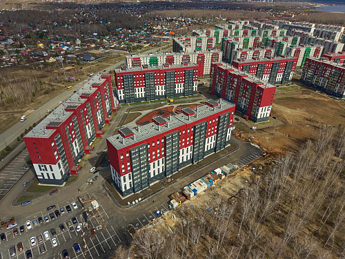 Апрель