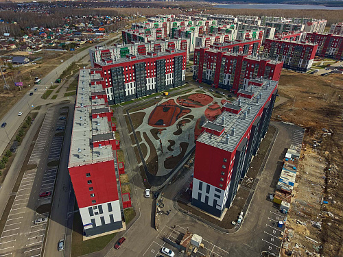 Апрель